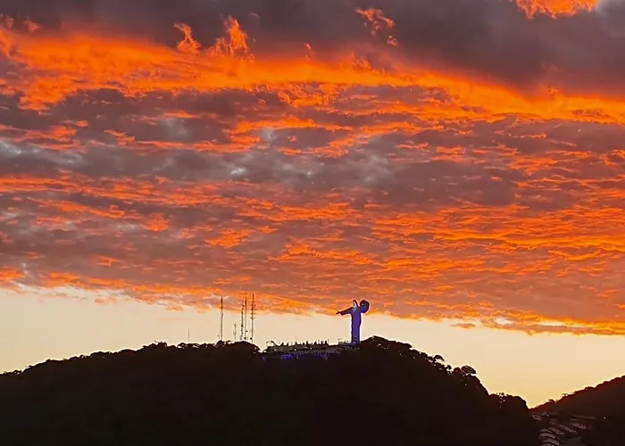 1 Quadra Da Praia E Da Roda Gigante