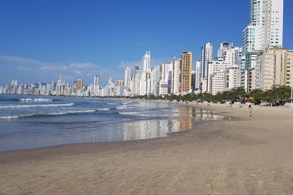 1 Quadra Da E Da Roda Gigante